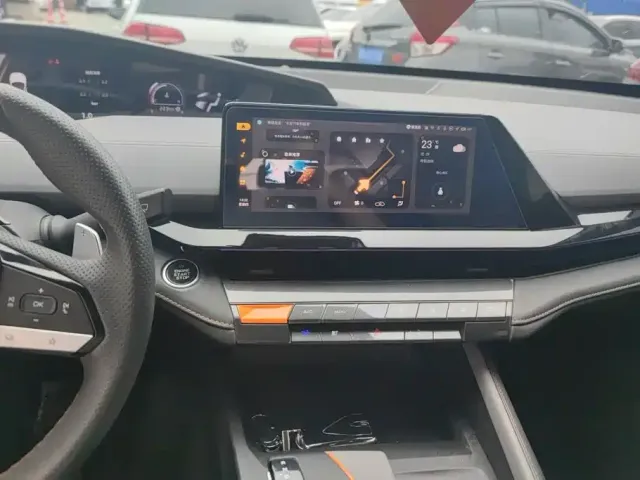 Changan Changan UNI-V 2022 1.5T Premium Model — Фото автомобиля 13