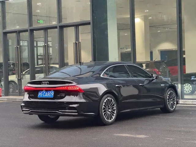 Audi Audi A7L 2024 45 TFSI Luxury — Фото автомобиля 11