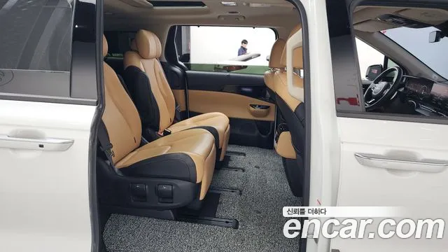 Kia Canival Carnival 4 поколение Бензин 7 мест Signature — Фото автомобиля 12