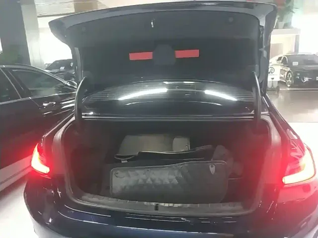 BMW 3 Series — Фото автомобиля 18