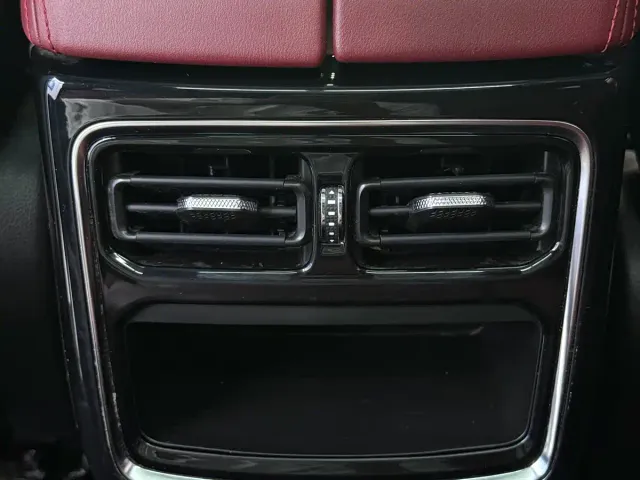 Jetour X70 Plus — Фото автомобиля 13