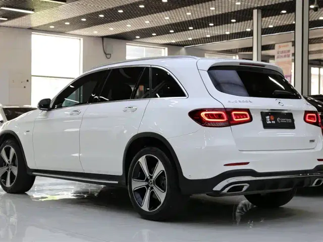 Mercedes-Benz GLC-Class — Фото автомобиля 21