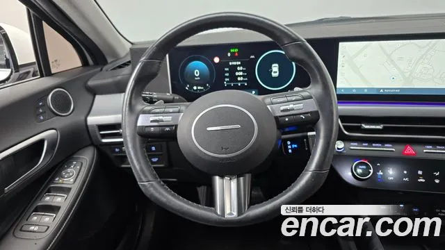 Hyundai Sonata — Фото автомобиля 19