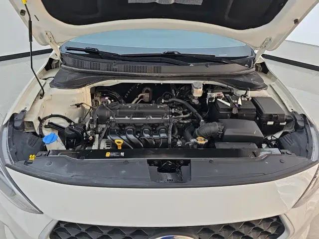 Hyundai Elantra — Фото автомобиля 10