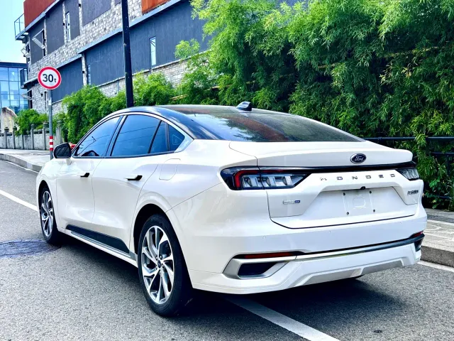 Ford Mondeo — Фото автомобиля 8