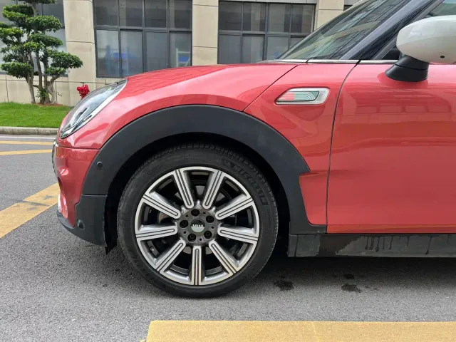 MINI Clubman — Фото автомобиля 25