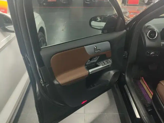 Mercedes-Benz GLB-Class — Фото автомобиля 7