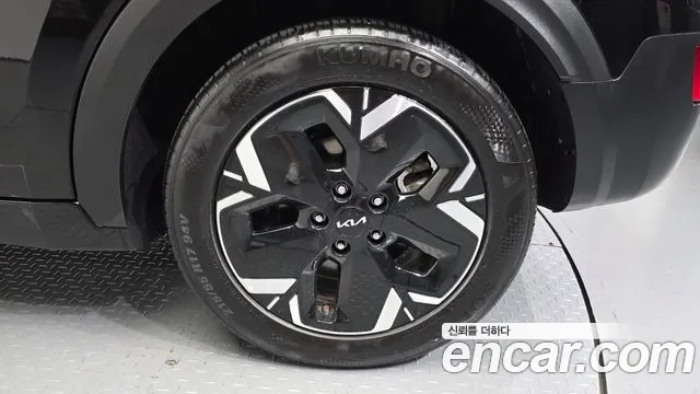 Kia Niro — Фото автомобиля 5