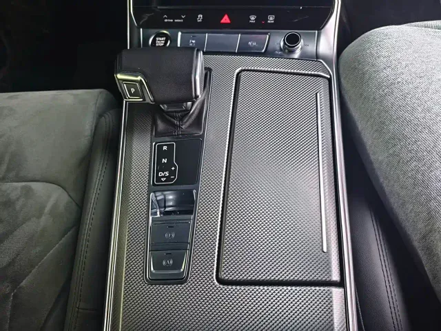 Audi A6L — Фото автомобиля 7