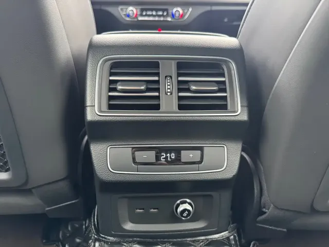 Audi Q5L — Фото автомобиля 20