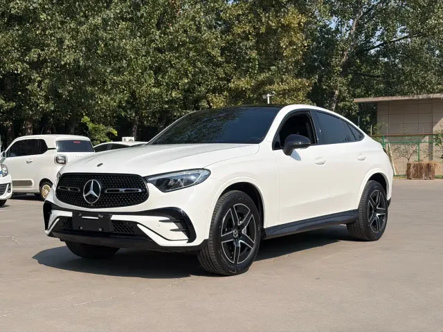 Фотография автомобиля — Mercedes-Benz GLC Coupe