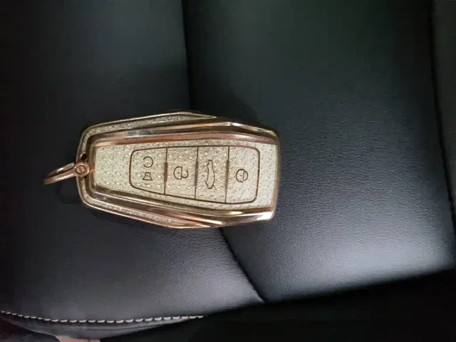 Geely ICON — Фото автомобиля 8