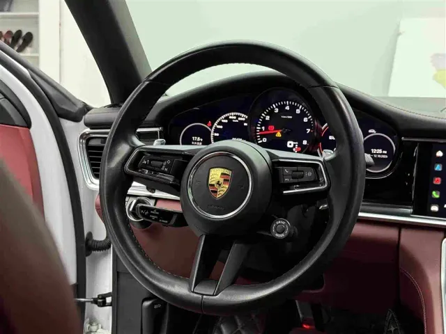 Porsche Panamera — Фото автомобиля 15
