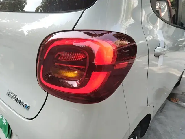 Wuling Hongguang Mini EV — Фото автомобиля 7