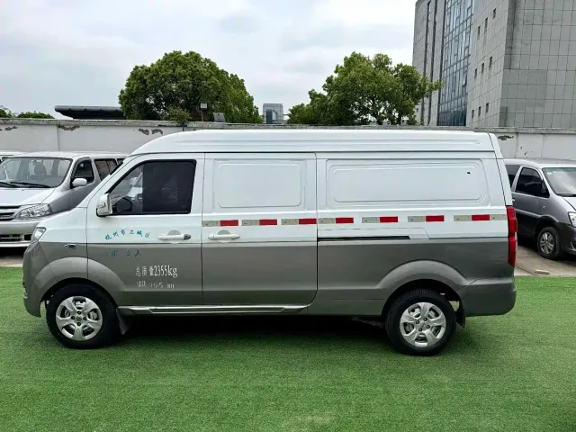 Jinbei New Hiace X30L — Фото автомобиля 8