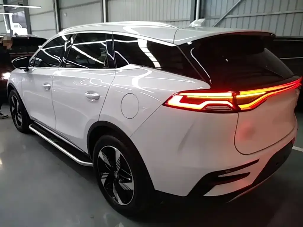 BYD Tang New Energy 2023 Model DM-i Champion Edition 112KM Premium — Фото автомобиля 4