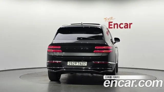 Genesis GV80 — Фото автомобиля 4
