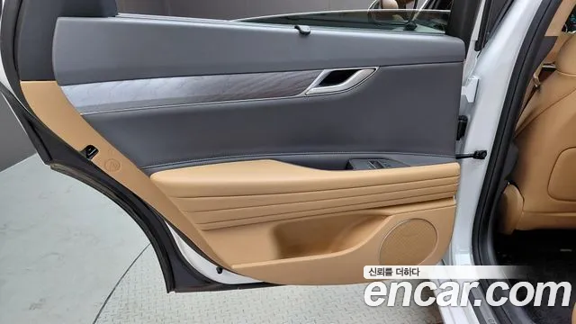 Genesis G80 RG3 — Фото автомобиля 25