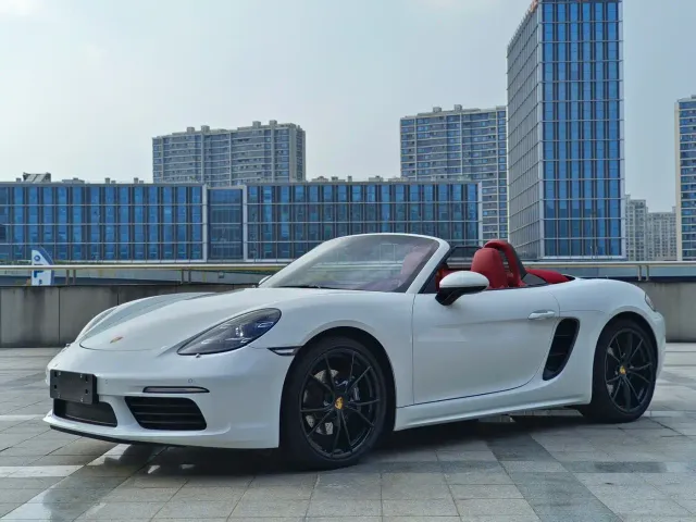 Porsche 718 — Фото автомобиля 3
