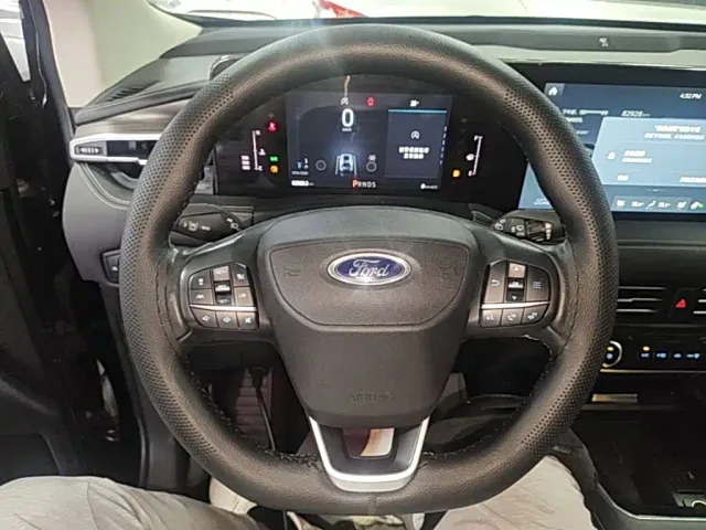 Ford Edge — Фото автомобиля 10