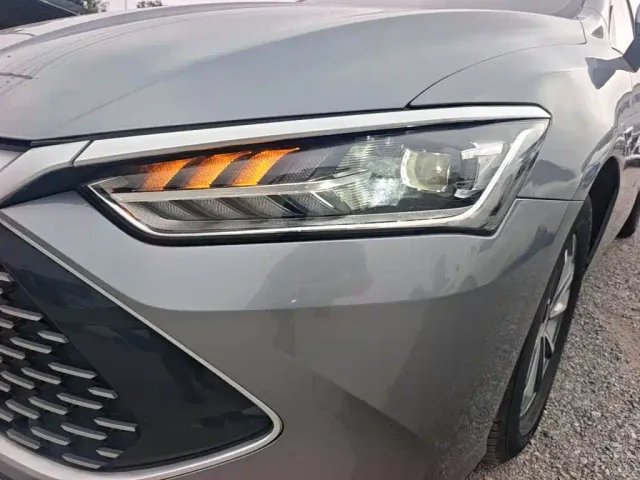 BYD Qin PLUS — Фото автомобиля 23