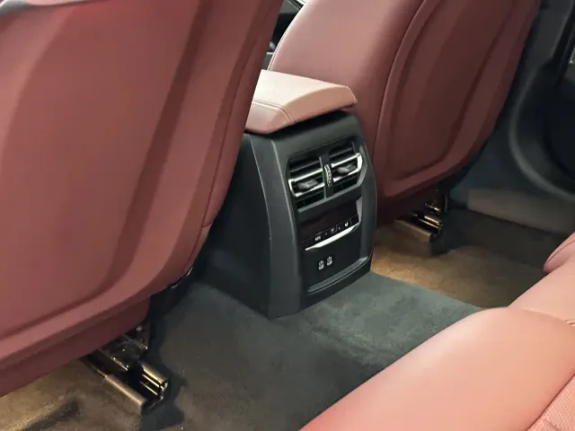 BMW 3 Series — Фото автомобиля 24