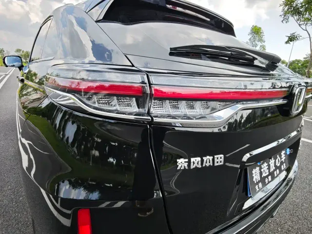 Honda UR-V — Фото автомобиля 28