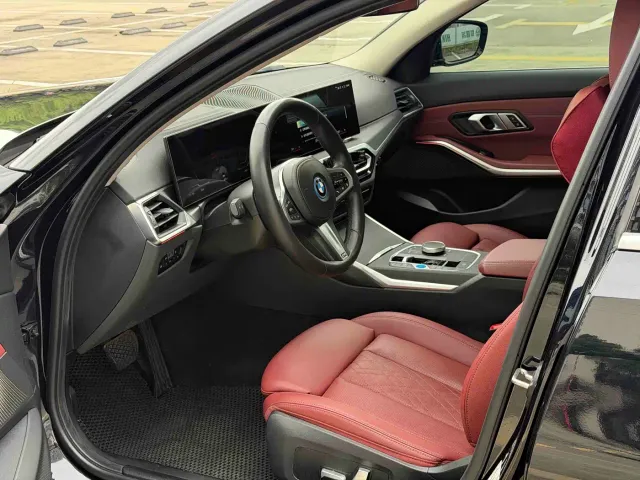 BMW i3 — Фото автомобиля 7
