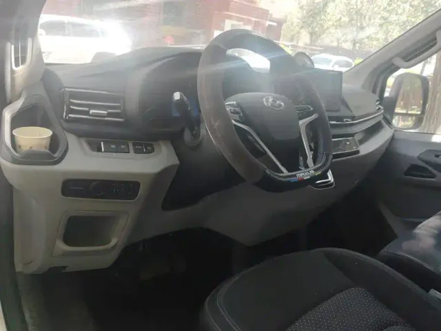 Maxus Xintu V90 — Фото автомобиля 12