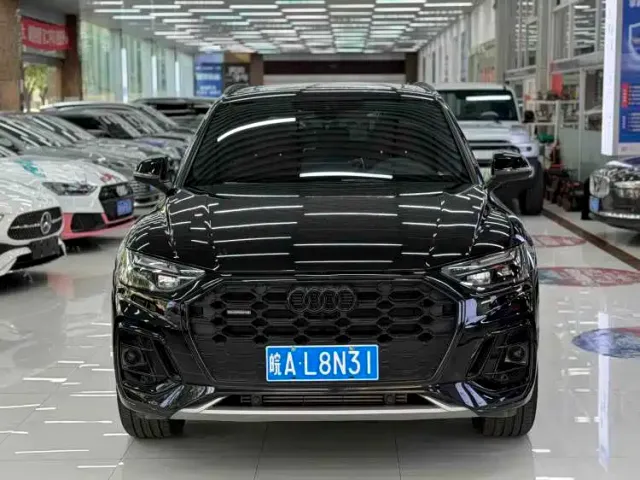 Audi Q5L — Фото автомобиля 2