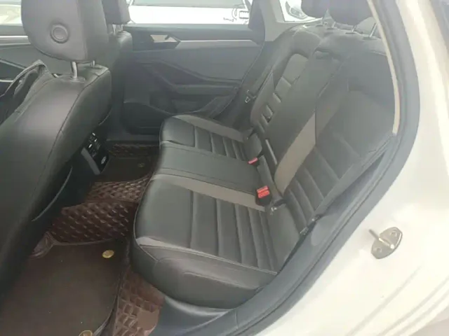 Volkswagen Sagitar — Фото автомобиля 16