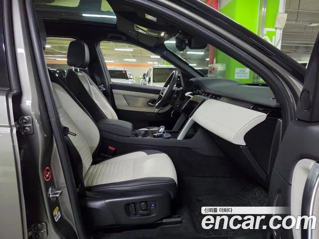 Land Rover Discovery Sport Generation 2 — Фото автомобиля 16