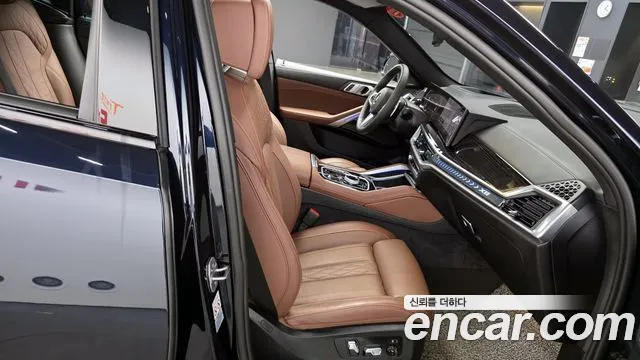 BMW X6 xDrive40i M Sport — Фото автомобиля 12