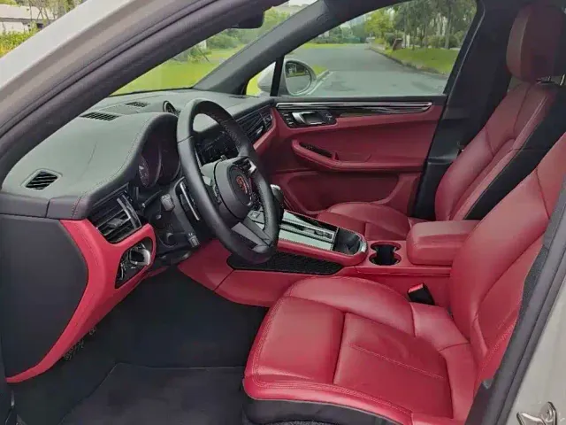 Porsche Macan — Фото автомобиля 6