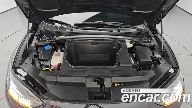 Hyundai Ioniq 6 — Фото автомобиля 9