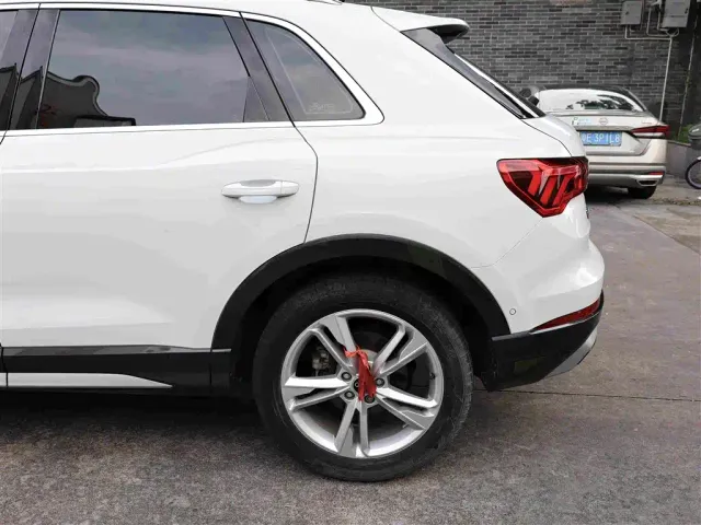 Audi Q3 — Фото автомобиля 26