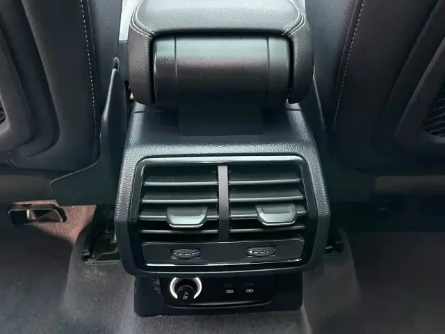 Audi Q3 — Фото автомобиля 16