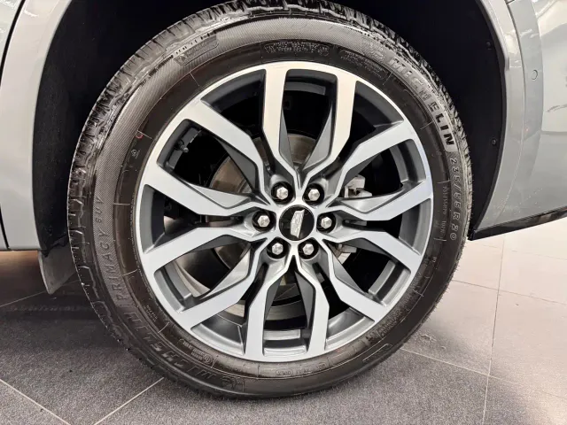Cadillac XT6 — Фото автомобиля 15