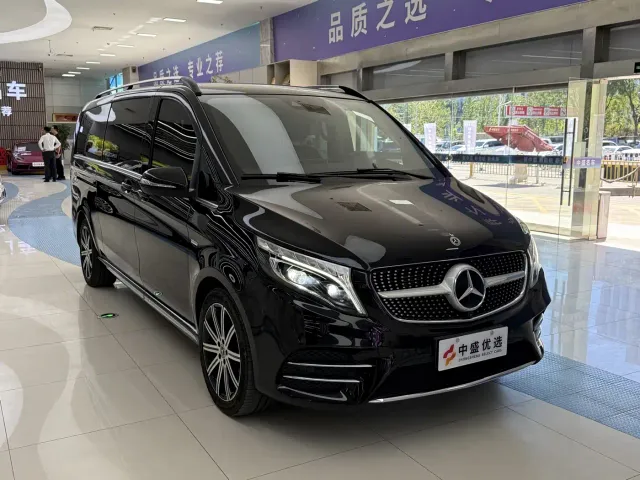 Mercedes-Benz V-Class — Фото автомобиля 3