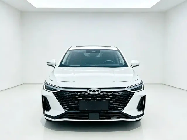 Chery Arrizo 8 — Фото автомобиля 2