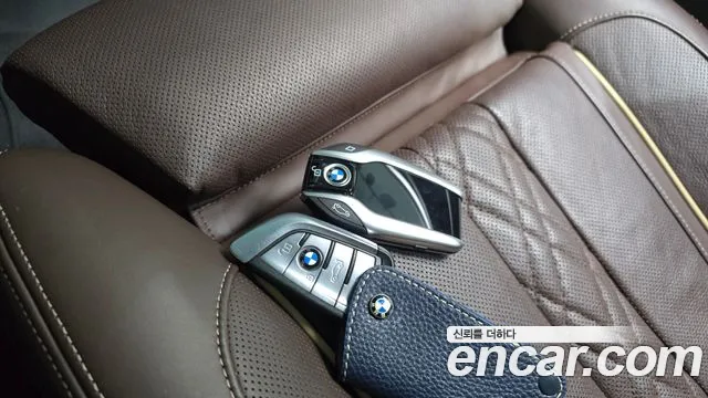 BMW 5 Series G30 — Фото автомобиля 21