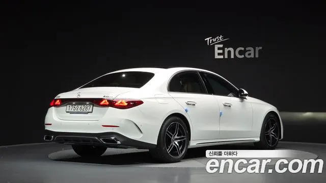 Mercedes-Benz E-Class W214 — Фото автомобиля 2
