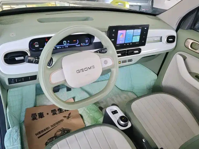 Geely Panda — Фото автомобиля 12