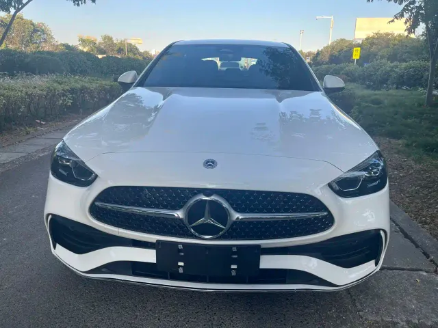 Mercedes-Benz C-Class — Фото автомобиля 2