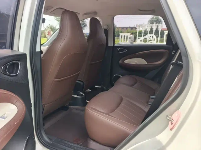 Wuling Bingo — Фото автомобиля 6