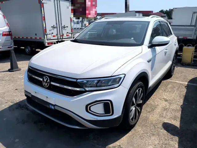 Фотография автомобиля — Volkswagen T-Roc