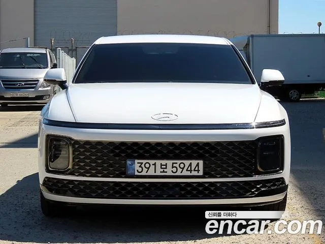 Hyundai Grandeur GN7 — Фото автомобиля 3