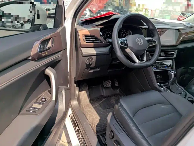 Volkswagen Tharu — Фото автомобиля 15