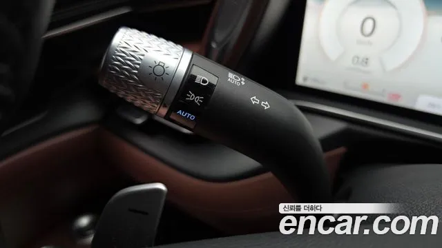 Genesis G90 Бензин 3.5 турбо AWD — Фото автомобиля 27