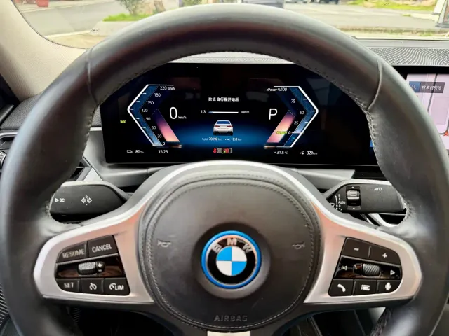 BMW i3 — Фото автомобиля 18